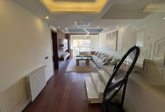 8089053 - Property Image 2