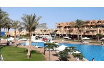 شاليه - 2 غرف نوم - 1 حمام للبيع في ستيلا دى ماري - العين السخنة - السويس