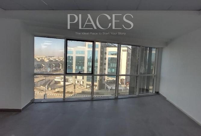 8215023 - Property Image 3