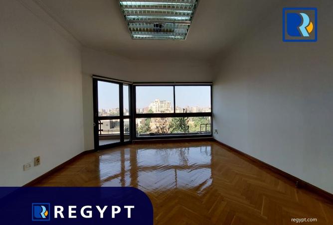 8240053 - Property Image 3