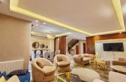 منزل مزدوج - 3 غرف نوم - 4 حمامات للايجار في ميفيدا - كمبوندات التجمع الخامس - التجمع الخامس - مدينة القاهرة الجديدة - القاهرة