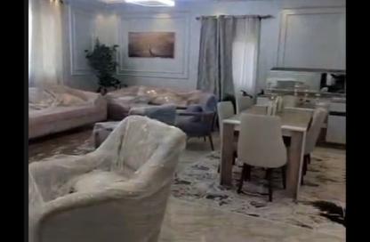 Apartment - 3 Bedrooms - 2 Bathrooms for sale in Atiya Al Sawalhi St. - 8th Zone - Nasr City - Cairo