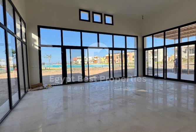 8274029 - Property Image 2