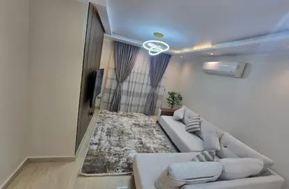 Apartment - 2 Bedrooms - 2 Bathrooms for rent in Gamal Al Din Dewidar St. - 8th Zone - Nasr City - Cairo