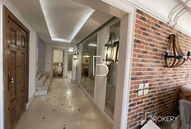 8393008 - Property Image 2