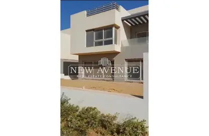 Villa - 4 Bedrooms - 2 Bathrooms for sale in Hyde Park - 5th Settlement Compounds - The 5th Settlement - New Cairo City - Cairo