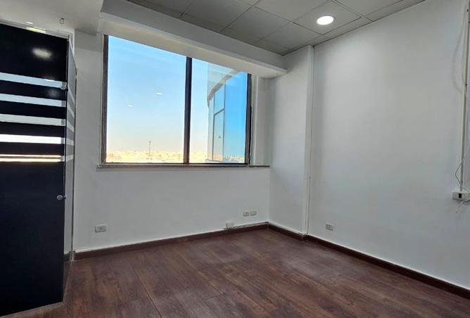 8281922 - Property Image 3