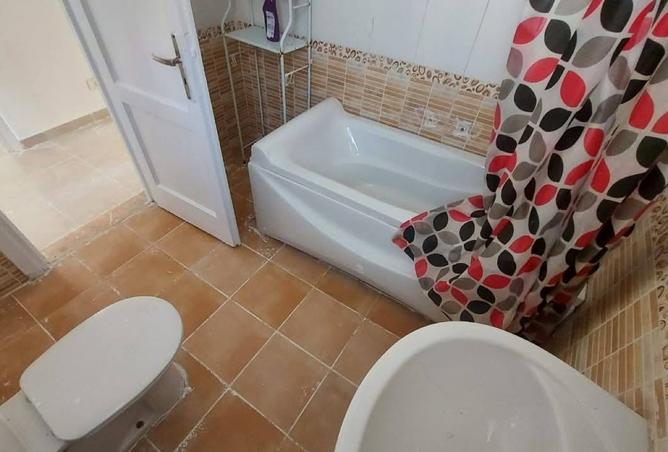 8194101 - Property Image 2