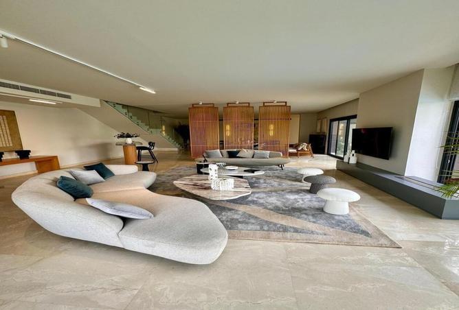 8102415 - Property Image 2