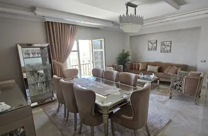 Apartment - 2 Bedrooms - 2 Bathrooms for sale in Hyde Park - New Cairo City - Cairo