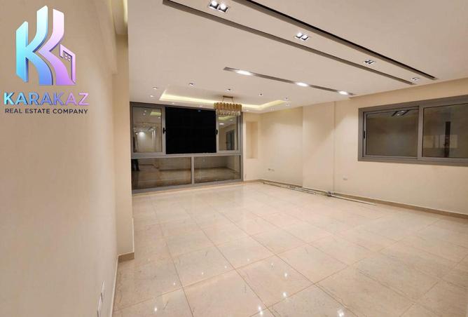 8070572 - Property Image 2