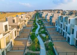 Townhouse - 3 bedrooms - 5 bathrooms for للبيع in Sodic East - 6th District - New Heliopolis - Cairo