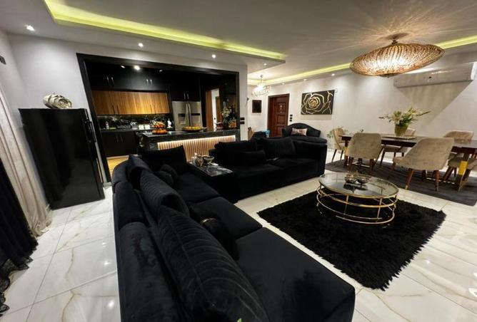 8471960 - Property Image 2