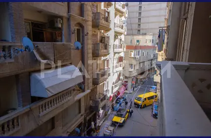 Apartment - 3 Bedrooms - 3 Bathrooms for sale in Khalil Mutran St. - Saba Basha - Hay Sharq - Alexandria