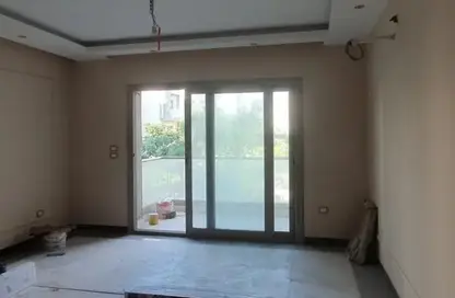 Apartment - 3 Bedrooms - 3 Bathrooms for rent in Galleria Moon Valley - South Investors Area - New Cairo City - Cairo Apartment - 3 Bedrooms - 3 Bathrooms for rent in Galleria Moon Valley - South Investors Area - New Cairo City - Cairo