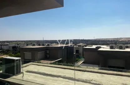 Villa - 5 Bedrooms - 4 Bathrooms for sale in New Giza - Cairo Alexandria Desert Road - 6 October City - Giza