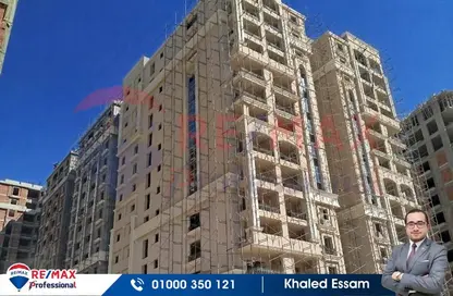 شقة - 3 غرف نوم - 2 حمامات للبيع في شارع ميدان الشهداء - سموحة - حي شرق - الاسكندرية