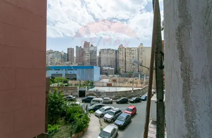 مساحات مكتبية - استوديو - 1 حمام للبيع في زيزينيا - حي شرق - الاسكندرية