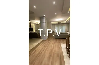 منزل مزدوج - 5 غرف نوم - 4 حمامات للايجار في ليس رويز - كمبوندات التجمع الخامس - التجمع الخامس - مدينة القاهرة الجديدة - القاهرة