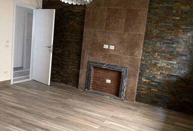7947030 - Property Image 3
