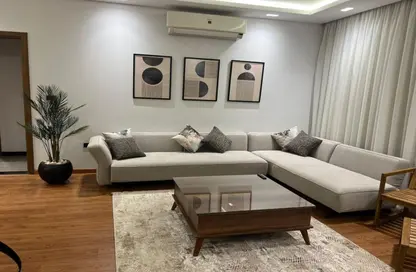 Apartment - 2 Bedrooms - 2 Bathrooms for rent in Lake View Residence - 5th Settlement Compounds - The 5th Settlement - New Cairo City - Cairo