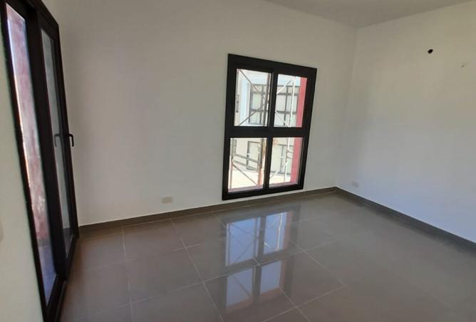 8310579 - Property Image 3