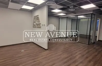 Office Space - Studio - 2 Bathrooms for rent in The portal - Beverly Hills - Sheikh Zayed Compounds - Sheikh Zayed City - Giza