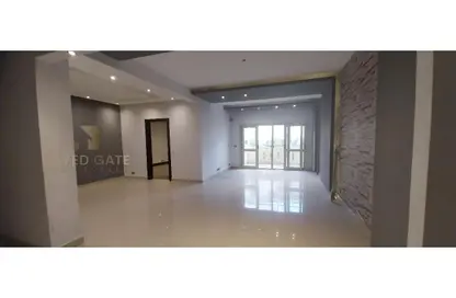 شقة - 3 غرف نوم - 2 حمامات للايجار في مدينة الخمائل - كمبوندات الشيخ زايد - الشيخ زايد - الجيزة