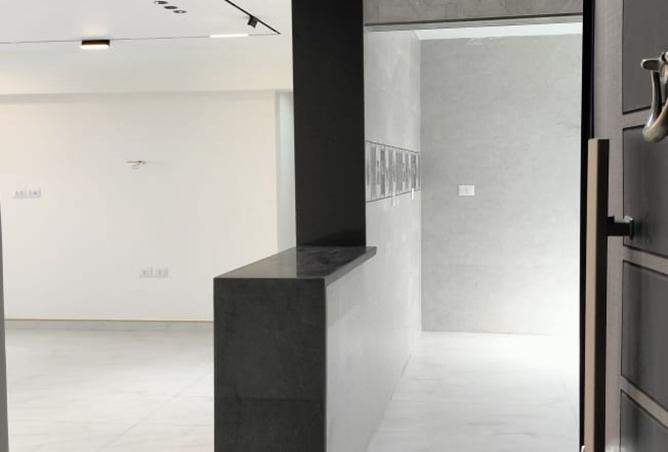 8041418 - Property Image 2