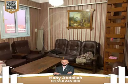 Apartment - 2 Bedrooms - 1 Bathroom for sale in Koliyat Al Oloum St. - El Shatby - Hay Wasat - Alexandria