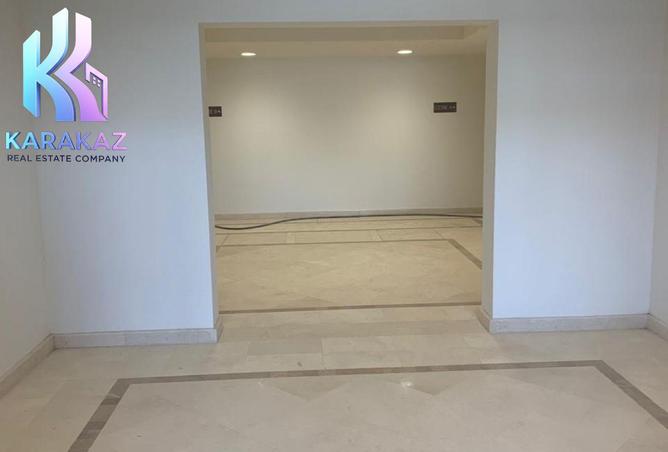 8100356 - Property Image 3