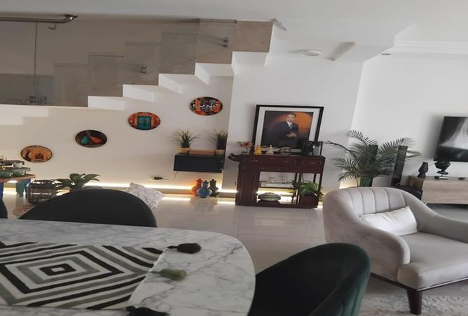 8200090 - Property Main Image