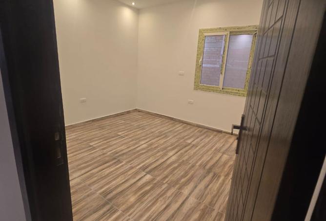 8418757 - Property Image 3