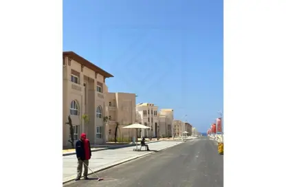 شاليه - 3 غرف نوم - 4 حمامات للبيع في جايا - راس الحكمة - الساحل الشمالي