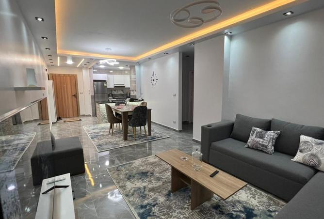 8083885 - Property Main Image