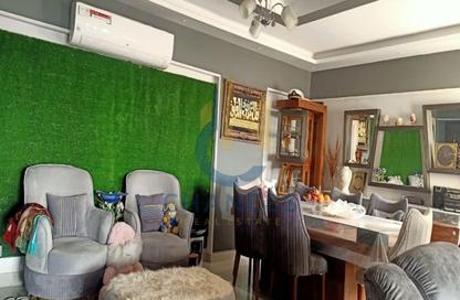 Apartment - 3 Bedrooms - 3 Bathrooms for sale in 50th Street - Zahraa El Maadi - Hay El Maadi - Cairo