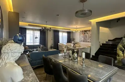 فيلا - 4 غرف نوم - 4 حمامات للبيع في الباتيو 5 ايست - الباتيو - كمبوندات الشروق - مدينة الشروق - القاهرة