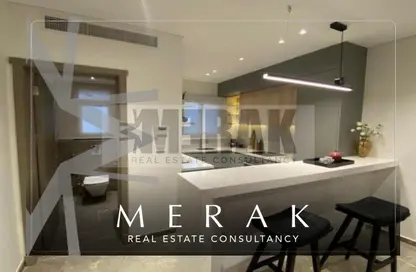 Apartment - 2 Bedrooms - 2 Bathrooms for sale in District 5 - 5th Settlement Compounds - The 5th Settlement - New Cairo City - Cairo