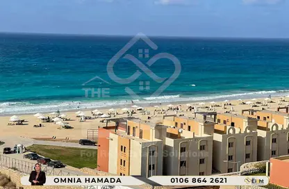شاليه - 2 غرف نوم - 2 حمامات للبيع في إمارتس هايتس - قسم الضبعة - الساحل الشمالي