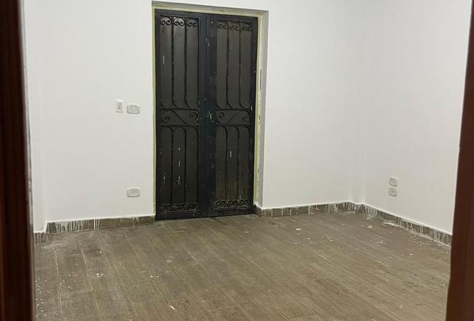 8554900 - Property Image 3