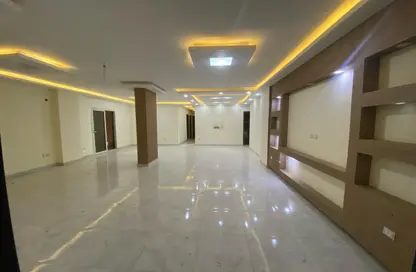 Villa - 3 Bedrooms - 2 Bathrooms for rent in Gate 4 - Mena - Hadayek El Ahram - Giza