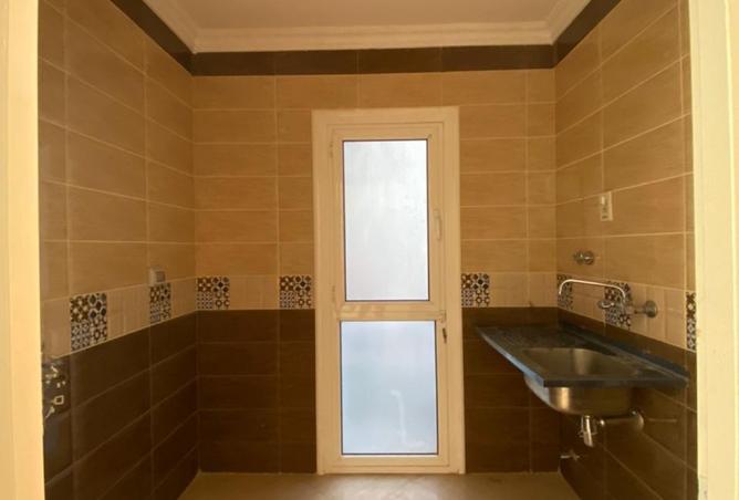 8243597 - Property Image 3