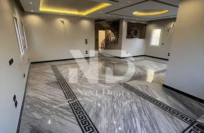 فيلا - 5 غرف نوم - 5 حمامات للايجار في ميفيدا - كمبوندات التجمع الخامس - التجمع الخامس - مدينة القاهرة الجديدة - القاهرة