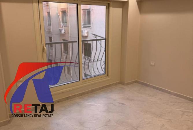 8120917 - Property Image 3