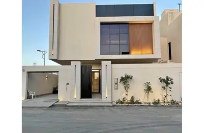 Townhouse - 4 Bedrooms - 3 Bathrooms for sale in Cleopatra Palace - 5th District - Shorouk City - Cairo