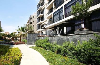 Apartment - 3 Bedrooms - 3 Bathrooms for sale in The Waterway View - 90 Street - The 5th Settlement - New Cairo City - Cairo