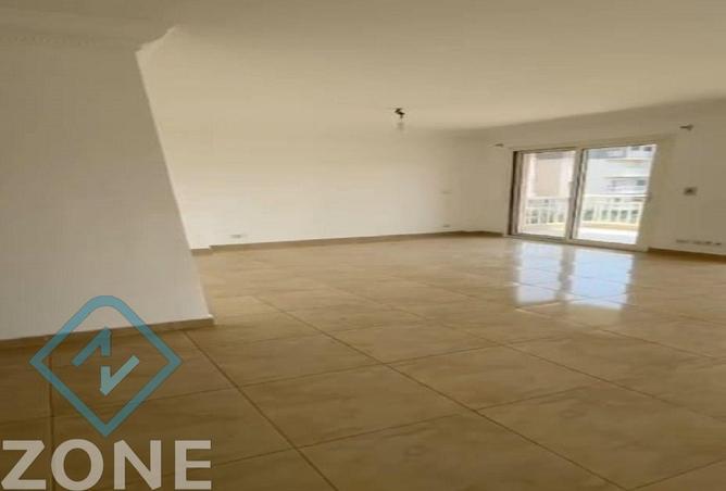 8184998 - Property Image 2