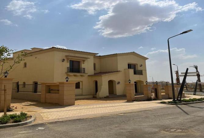 8204613 - Property Image 2