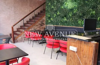 Retail - Studio - 1 Bathroom for rent in Al Shabab St. - 17th District - Sheikh Zayed City - Giza