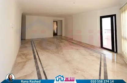 Apartment - 4 Bedrooms - 2 Bathrooms for sale in Vee Muruj - Smouha - Hay Sharq - Alexandria